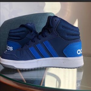 Adidas Boys shoes 11